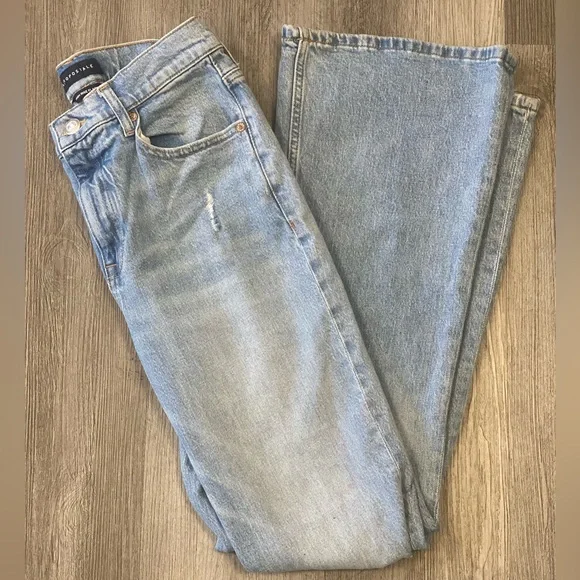 Aeropostale high rise flare jeans size 6R - Picture 1 of 8